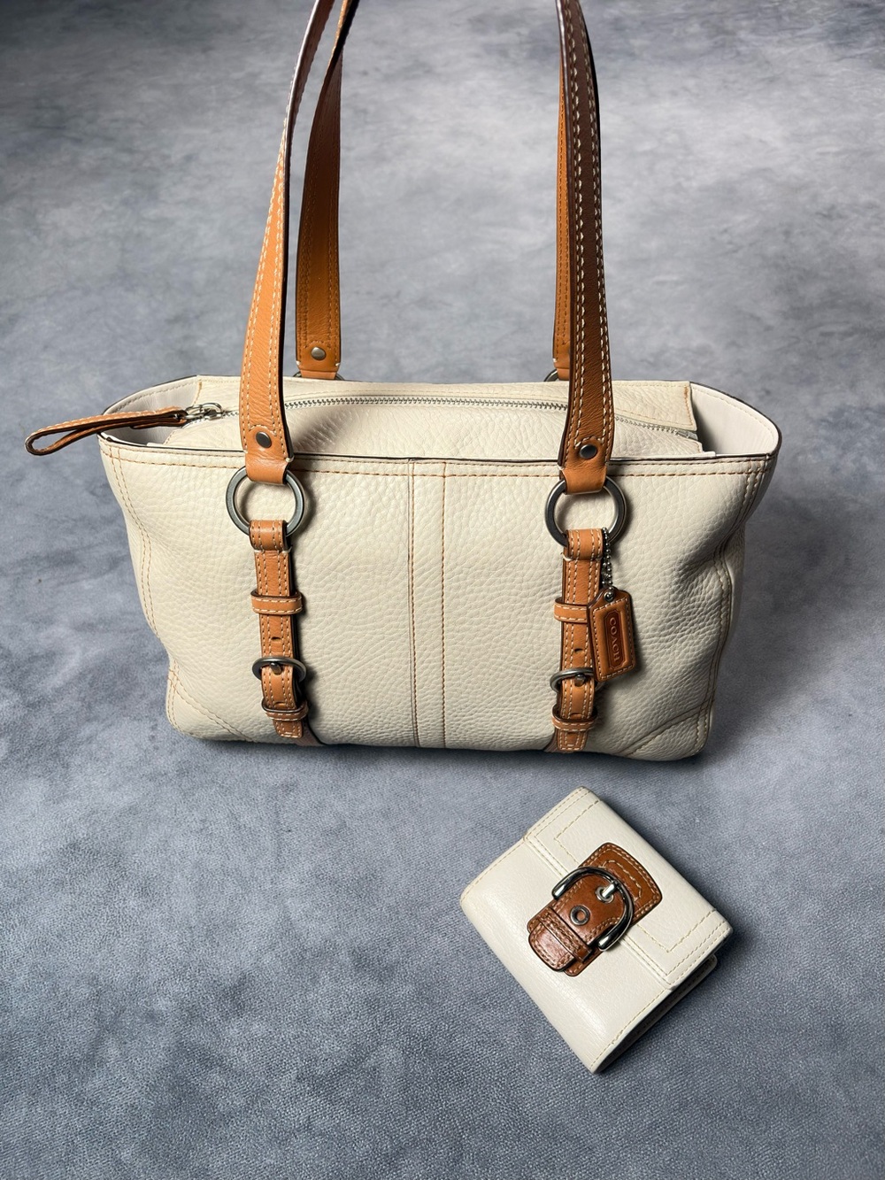 COACH Chelsea 2008 Vintage Y2K F12339 White Pebbled Leather Tote Bag + Wallet